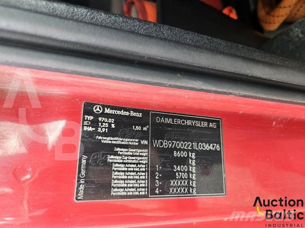 Mercedes-Benz 815 شاحنات بدرجة حرارة قابلة للضبط