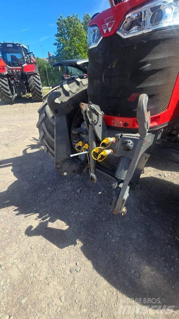 Massey Ferguson 5710 الجرارات