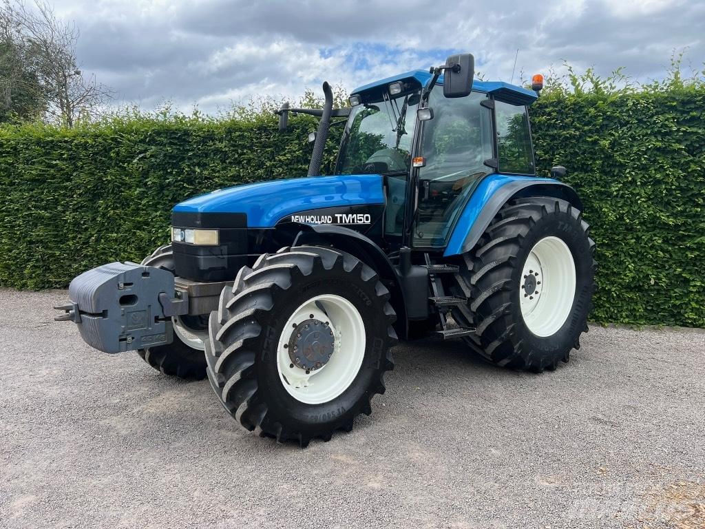 New Holland TM 150 الجرارات