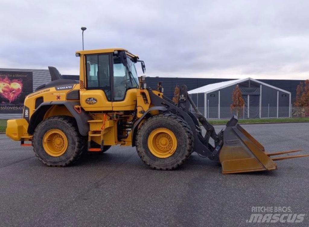 Volvo L 90 H لوادر بعجل