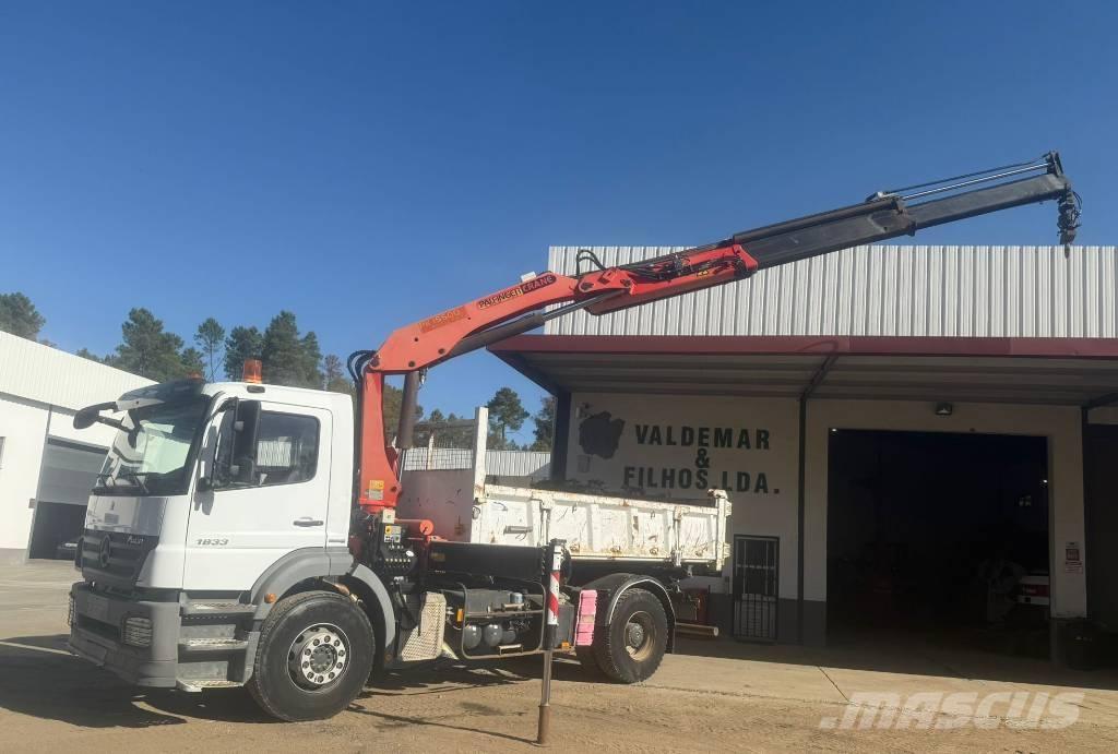 Mercedes-Benz 1833 شاحنات قلابة