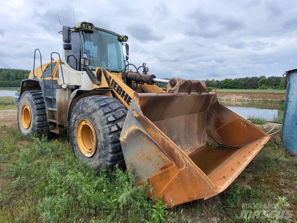 Liebherr L 566 لوادر بعجل