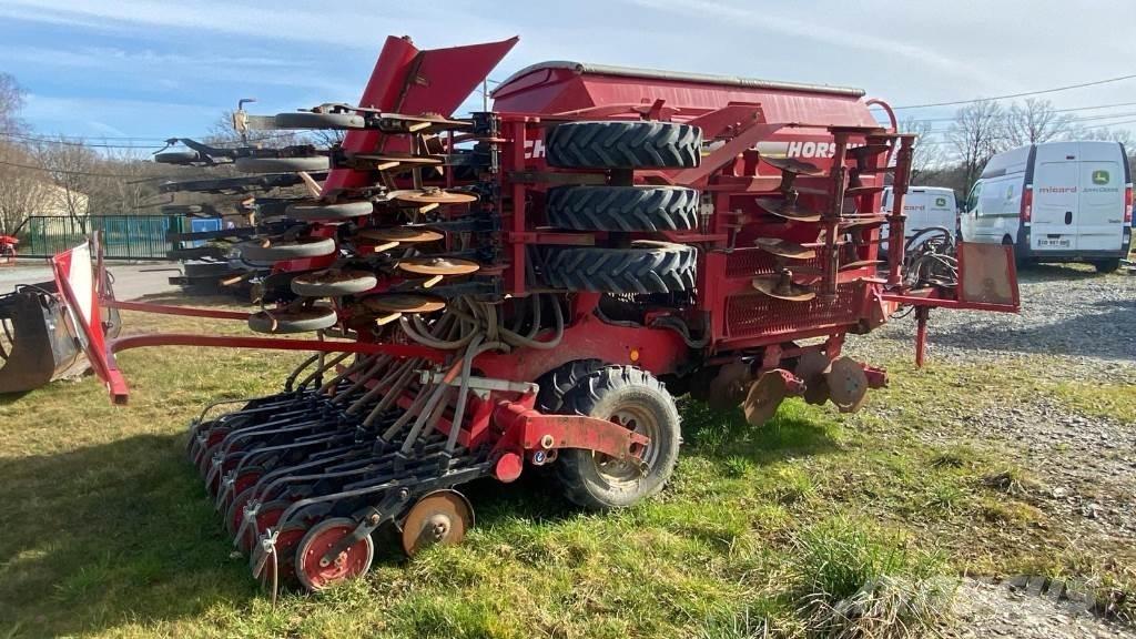 Horsch PRONTO 4 DC مثاقيب مدمجة