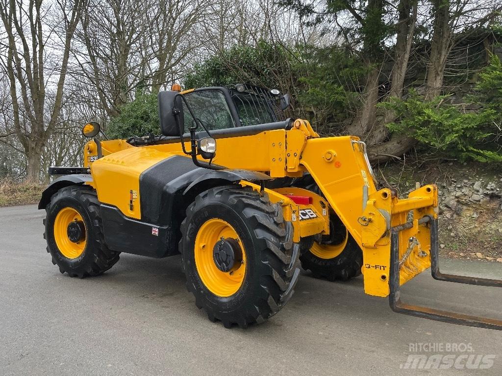 JCB 535-95 مناولات متداخلة