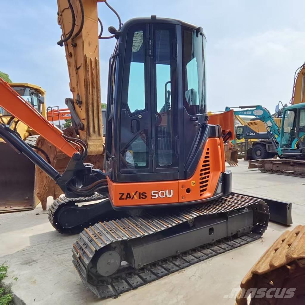 Hitachi ZX 50 U حفارات صغيرة أقل من 7 طن (حفارات صغيرة)