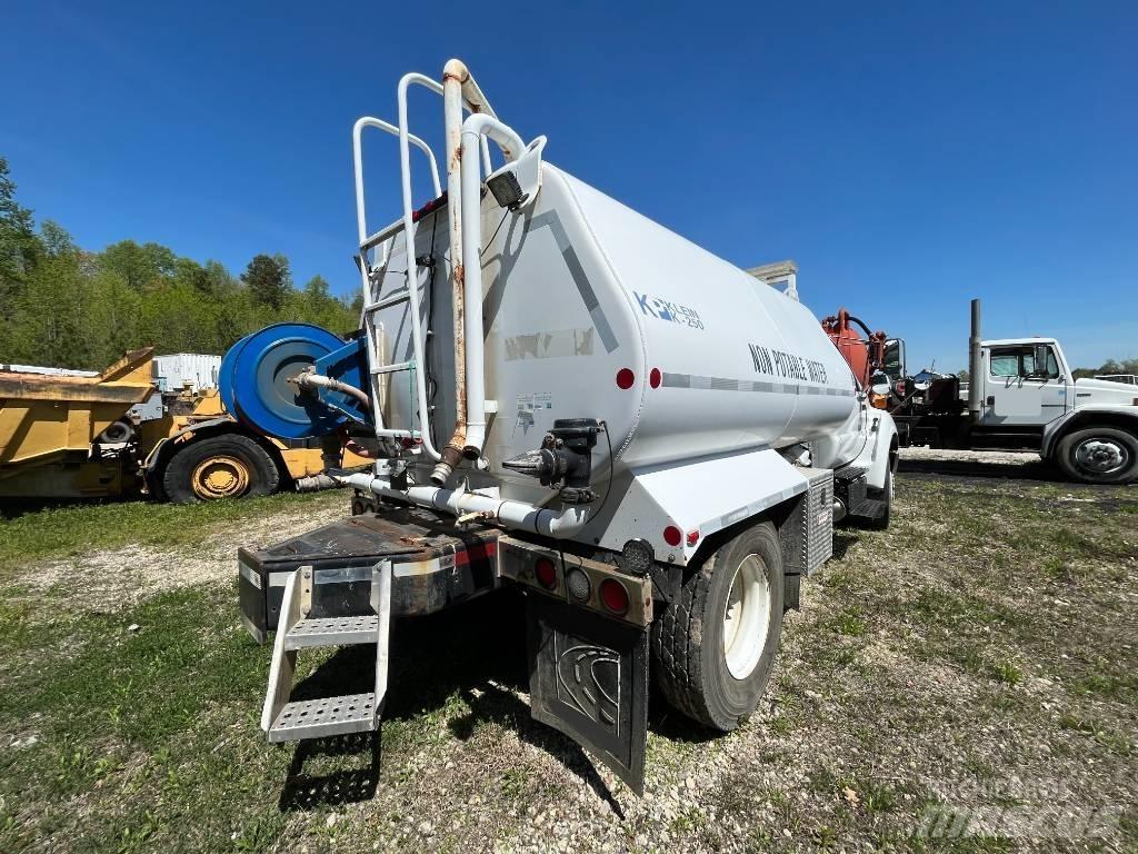 Ford F 750 XL SD صهاريج مياه