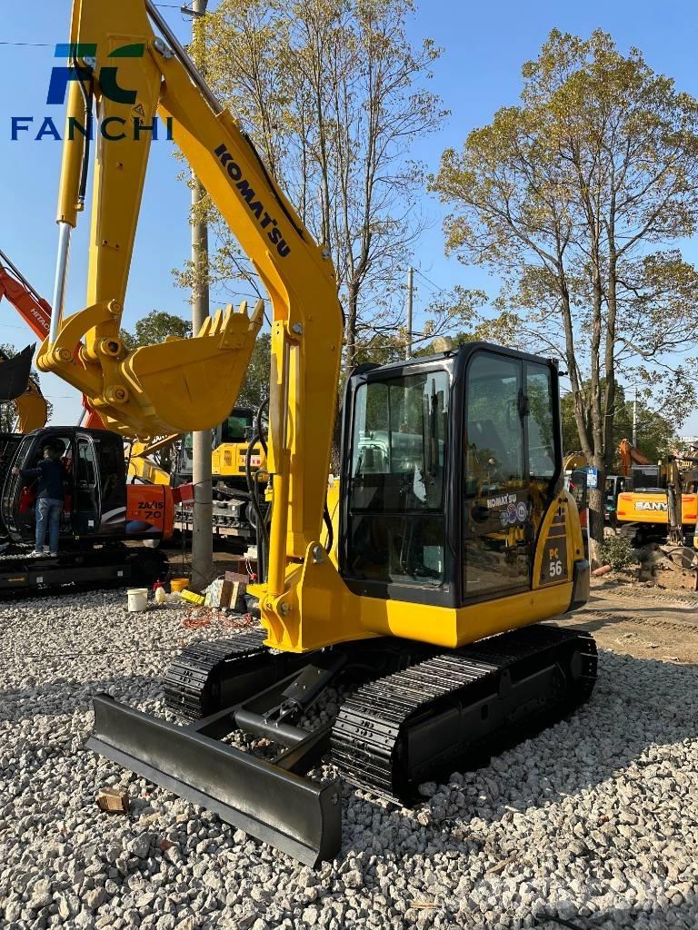 Komatsu pc56 حفارات زحافة