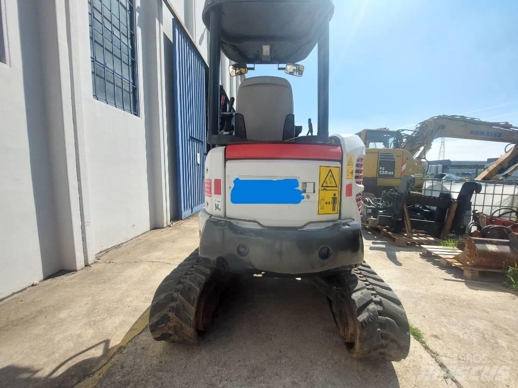 Komatsu PC27R-2 حفارات صغيرة أقل من 7 طن (حفارات صغيرة)