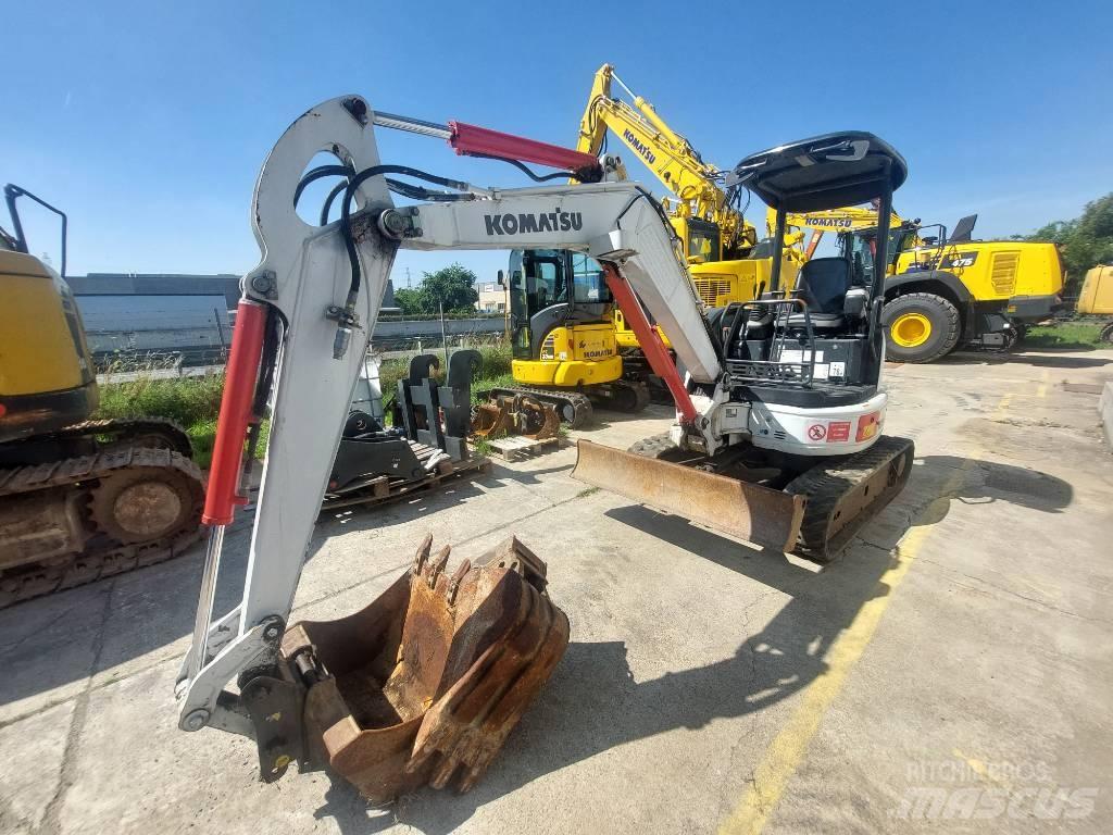 Komatsu PC27R-2 حفارات صغيرة أقل من 7 طن (حفارات صغيرة)