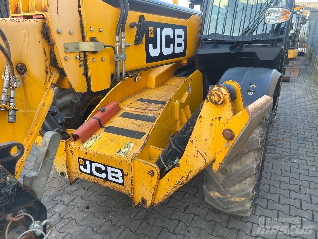 JCB 535-140 Hiviz مناولات متداخلة