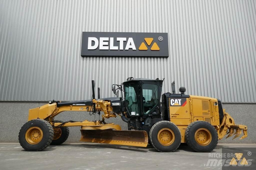 CAT 160M3 معدات تمهيد الطرق