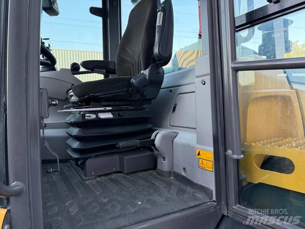 Volvo L50HS لوادر بعجل