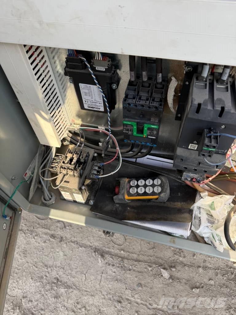 Masaba 42x150 سيور نقالة