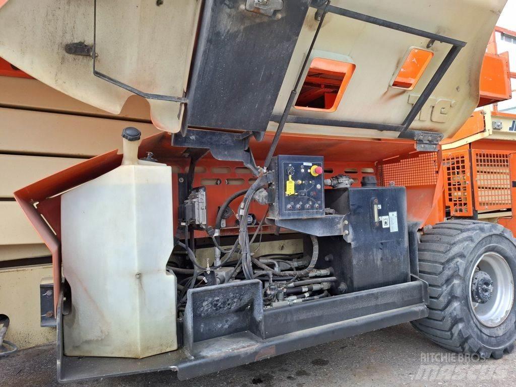 JLG 4394RT رافعات مقصية الشكل
