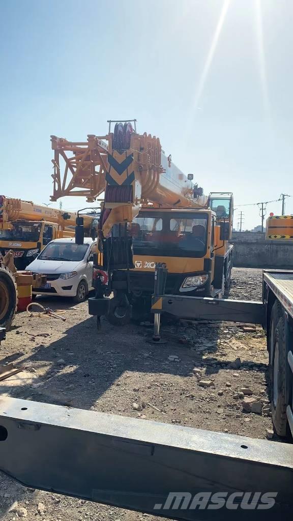 XCMG QY50K رافعات الطرق الوعرة