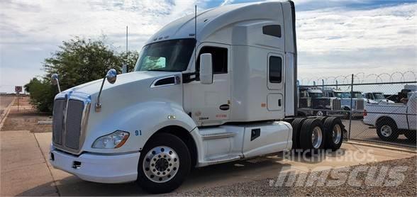 Kenworth T680 وحدات الجر