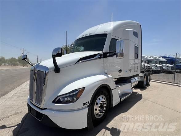 Kenworth T680 وحدات الجر