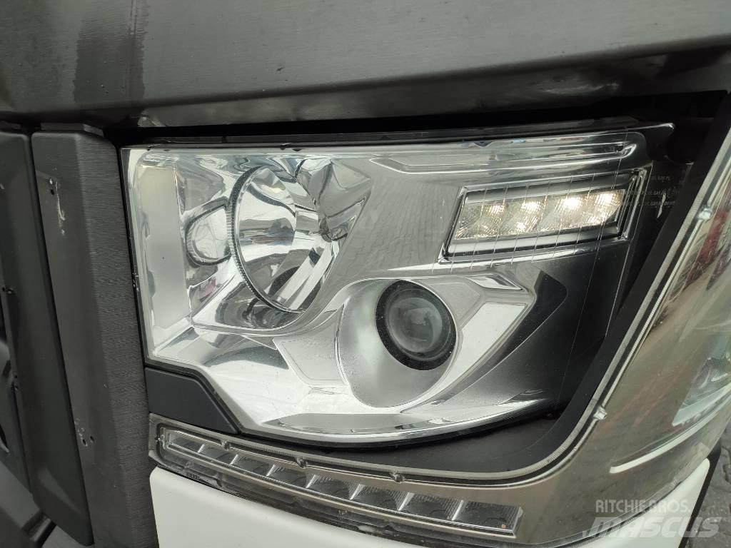 Renault GAMA T 460 وحدات الجر