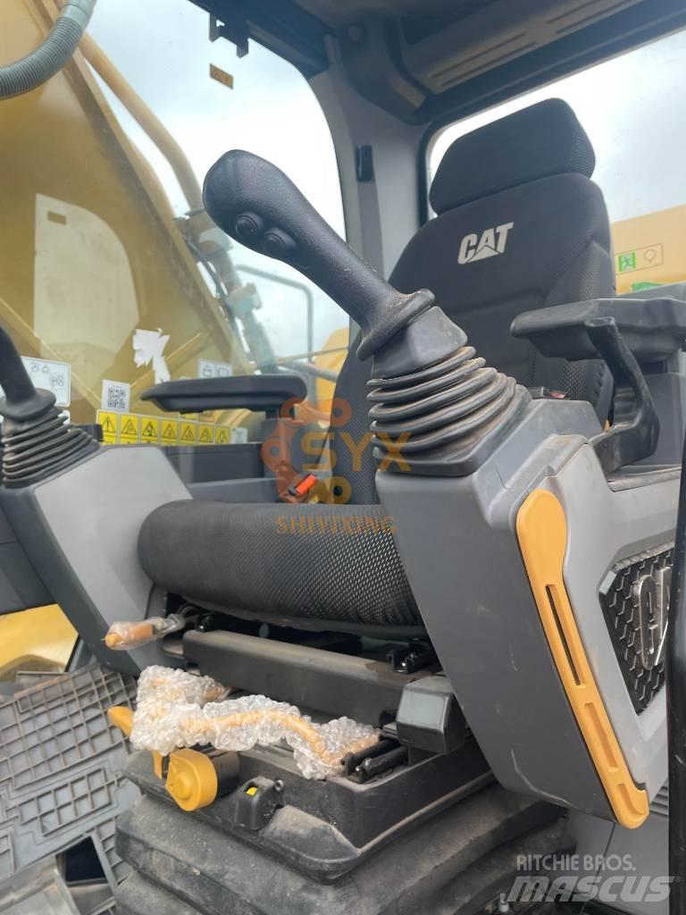 CAT 349 D حفارات زحافة