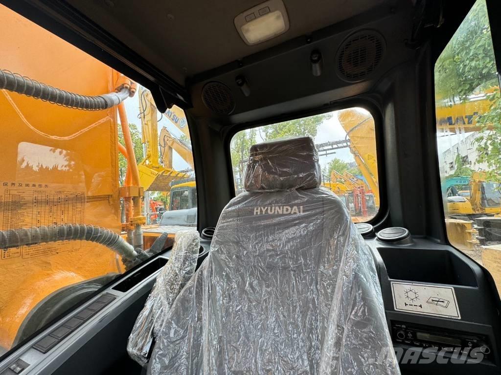 Hyundai 305LC-9T حفارات زحافة