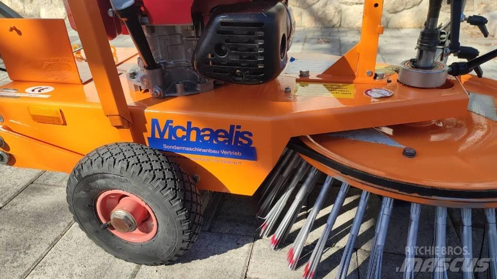 Michaelis KM 12 SV كناسات