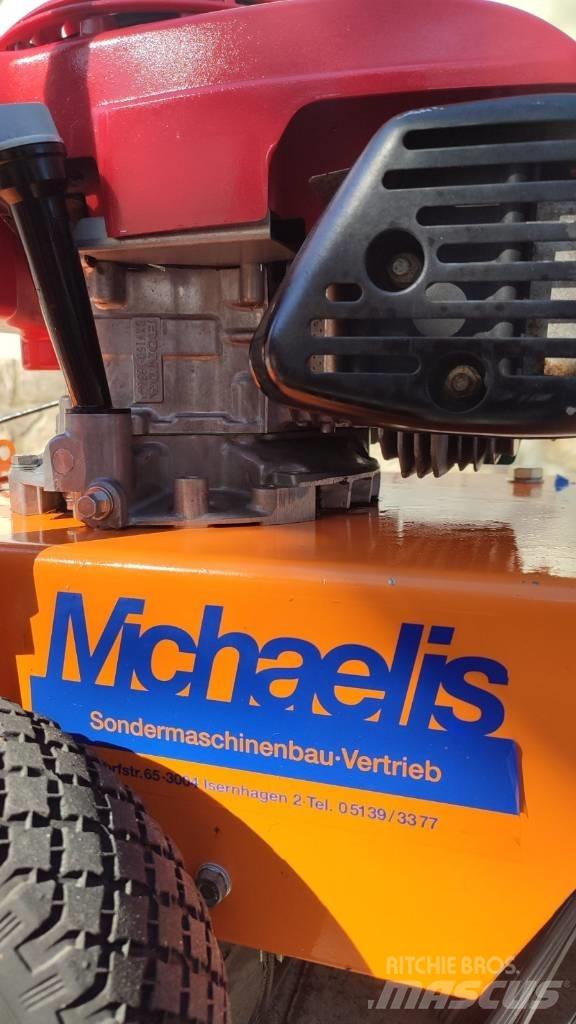 Michaelis KM 12 SV كناسات