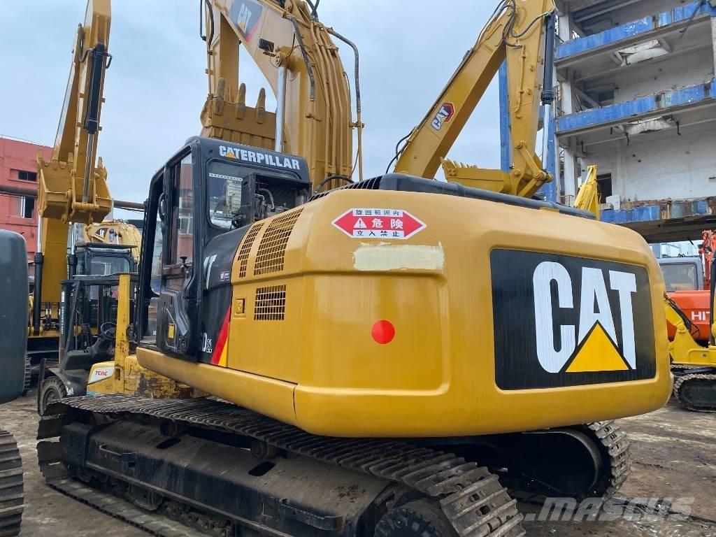 CAT 326d2l حفارات زحافة