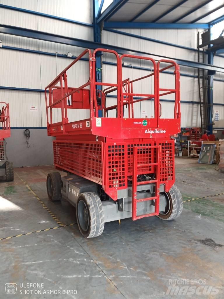 JLG 3369 LE رافعات مقصية الشكل