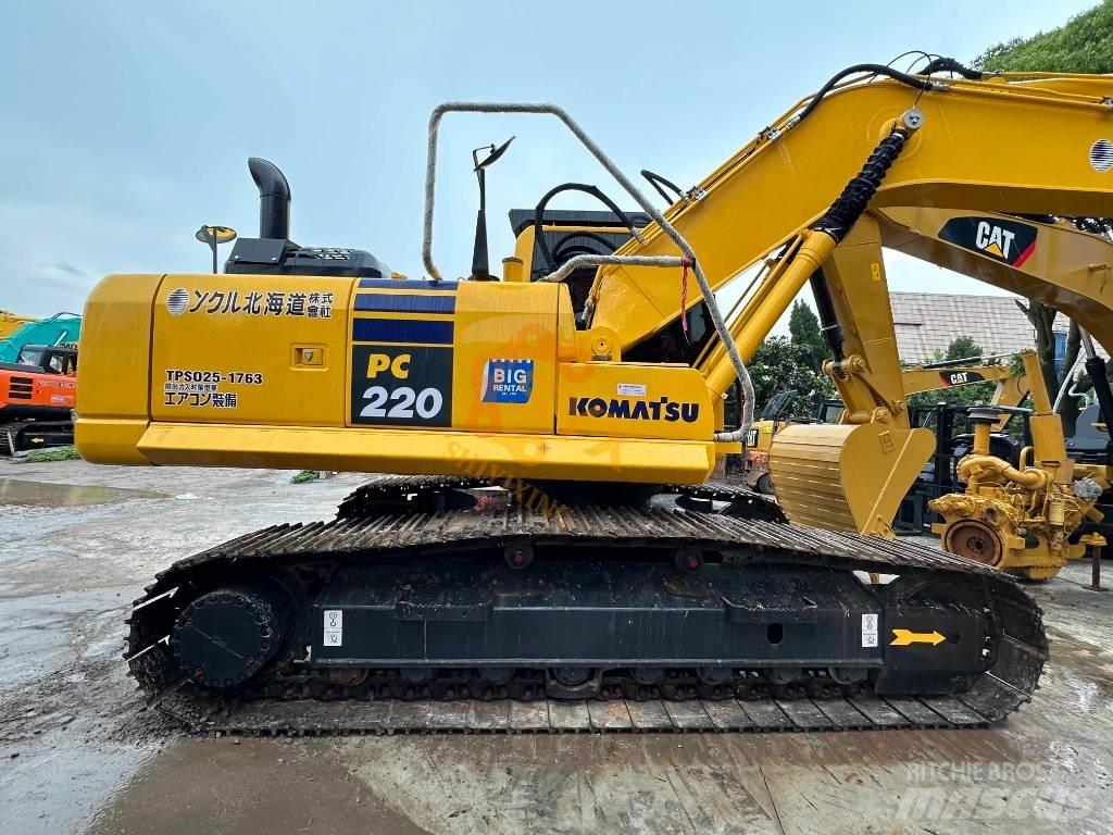 Komatsu PC 220 حفارات زحافة