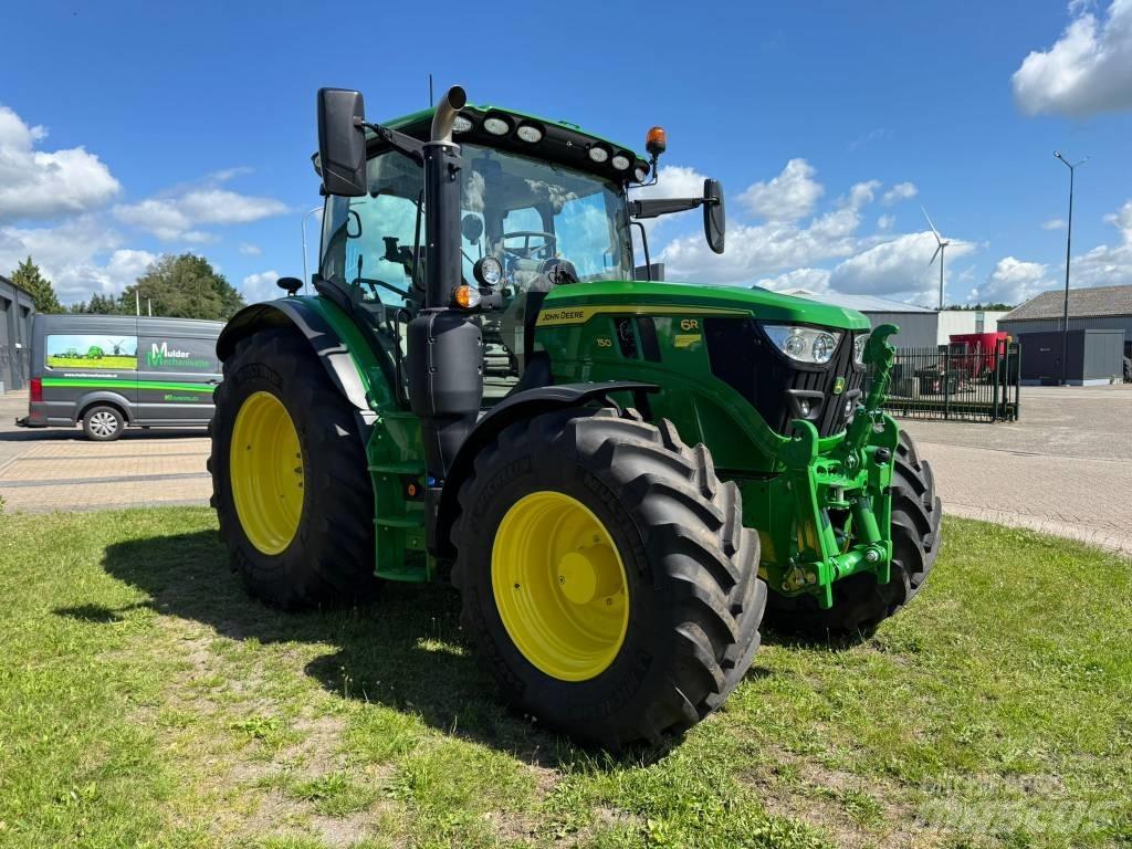 John Deere 6R 150 الجرارات