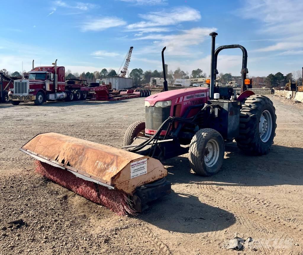 Massey Ferguson 2615 الجرارات