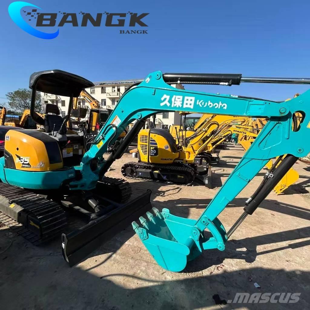 Kubota U 35 حفارات زحافة