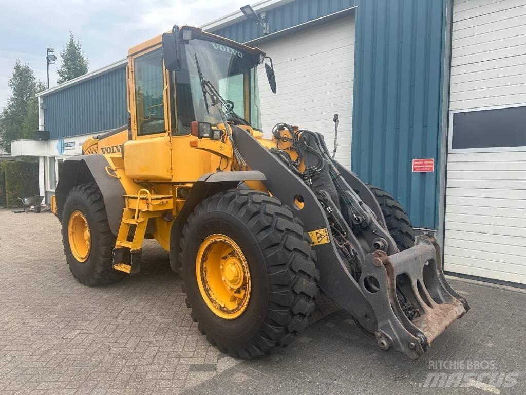 Volvo L 60 E لوادر بعجل