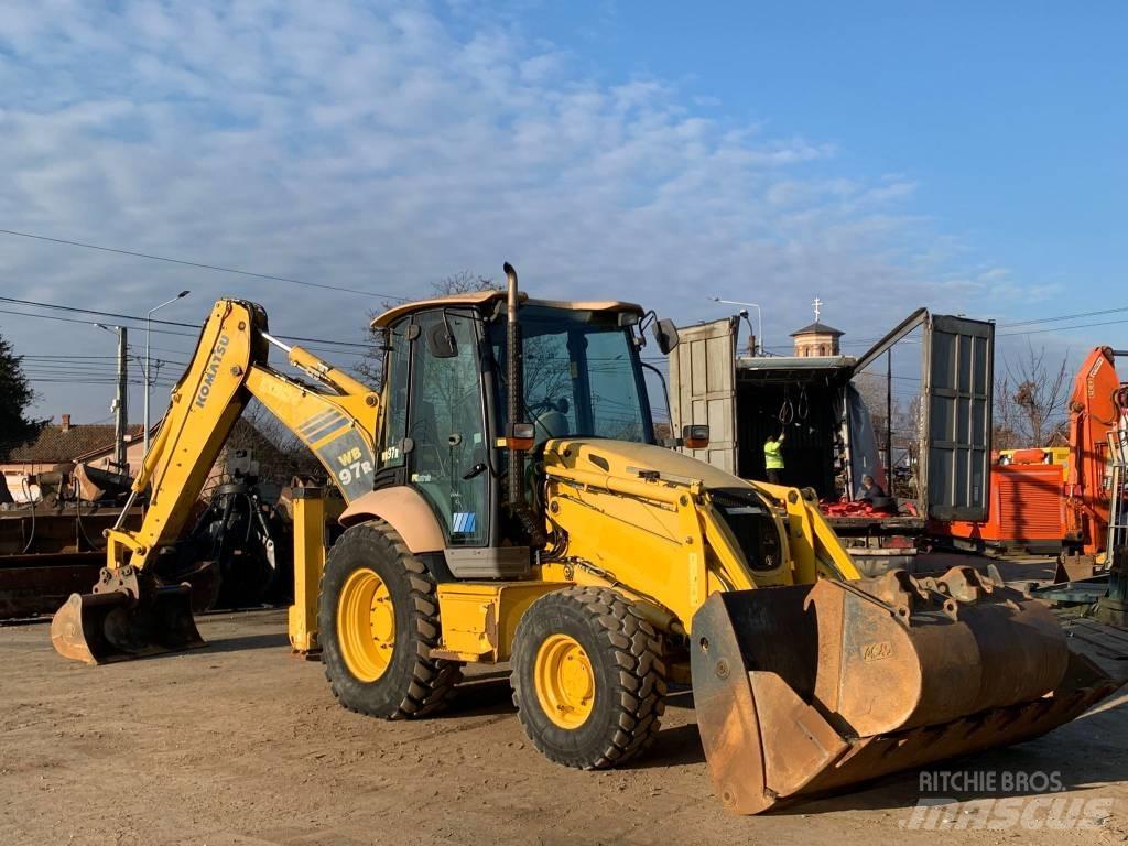 Komatsu WB 97 R لوادر ذات جرافات عكسية
