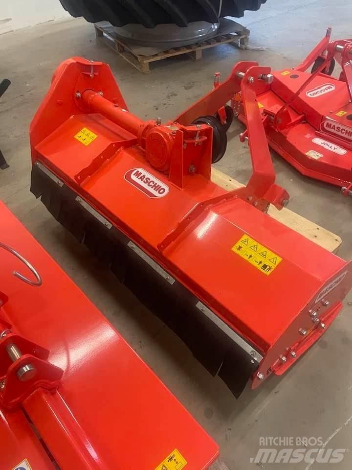 Maschio Birba 135 ماكينات وملحقات زراعة أخرى