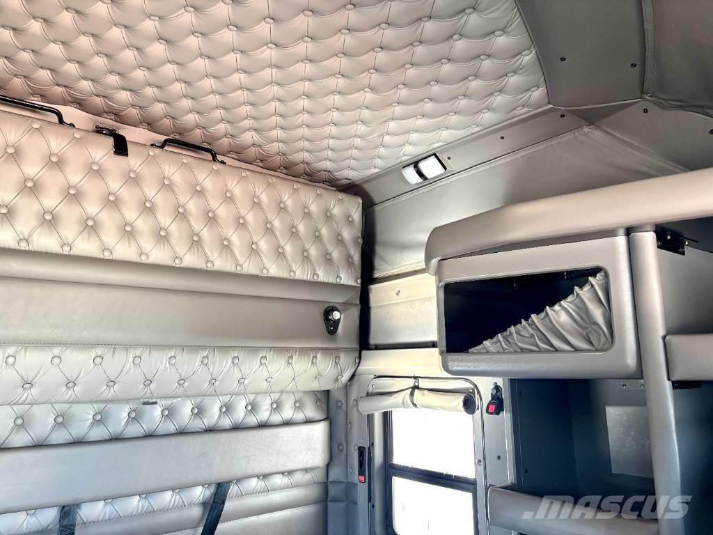 Kenworth W 900 وحدات الجر