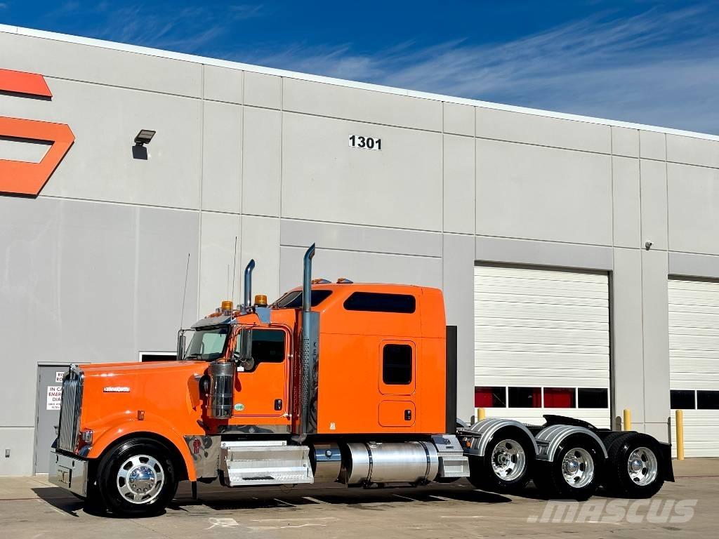Kenworth W 900 وحدات الجر