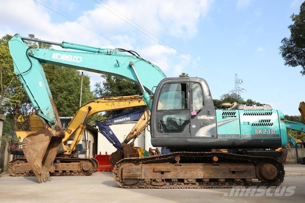 Kobelco SK 210-8 حفارات زحافة
