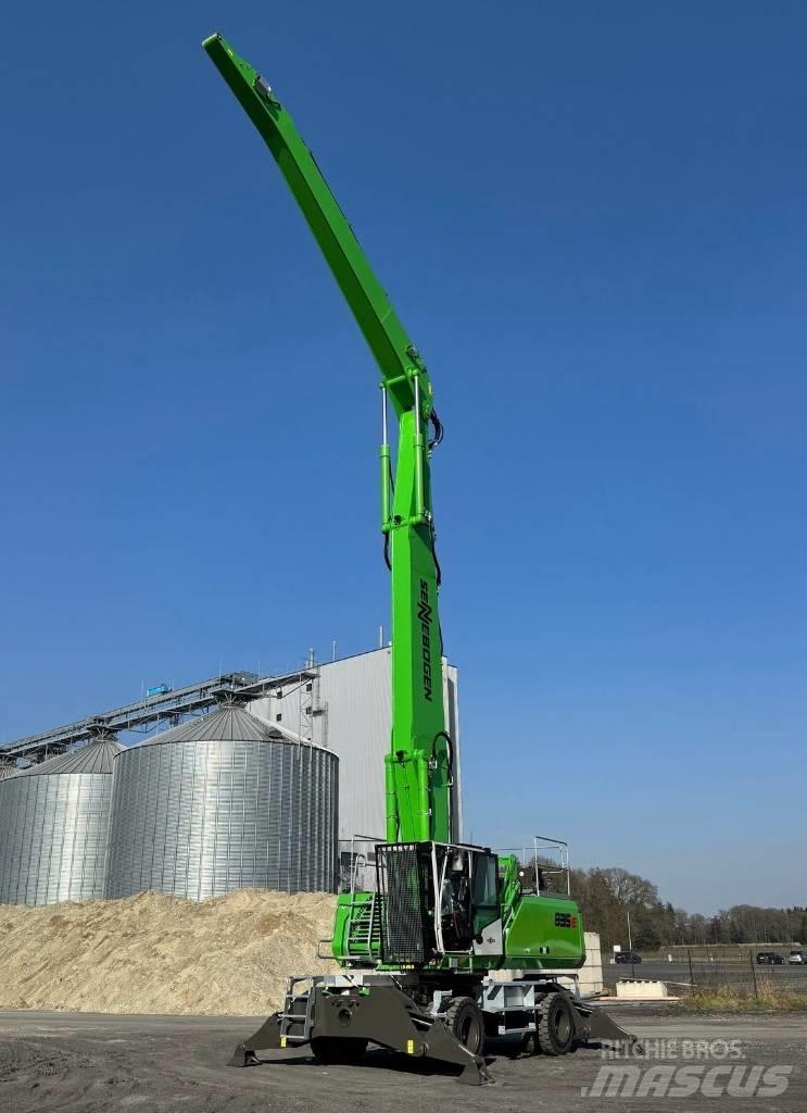 Sennebogen 835 M E مناولات المخلفات / مناولات صناعية