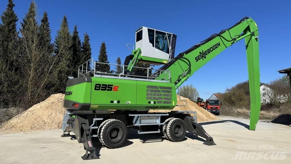 Sennebogen 835 M E مناولات المخلفات / مناولات صناعية