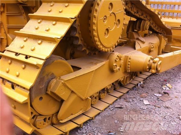 CAT D 7 H بلدوزرات مجنزرة