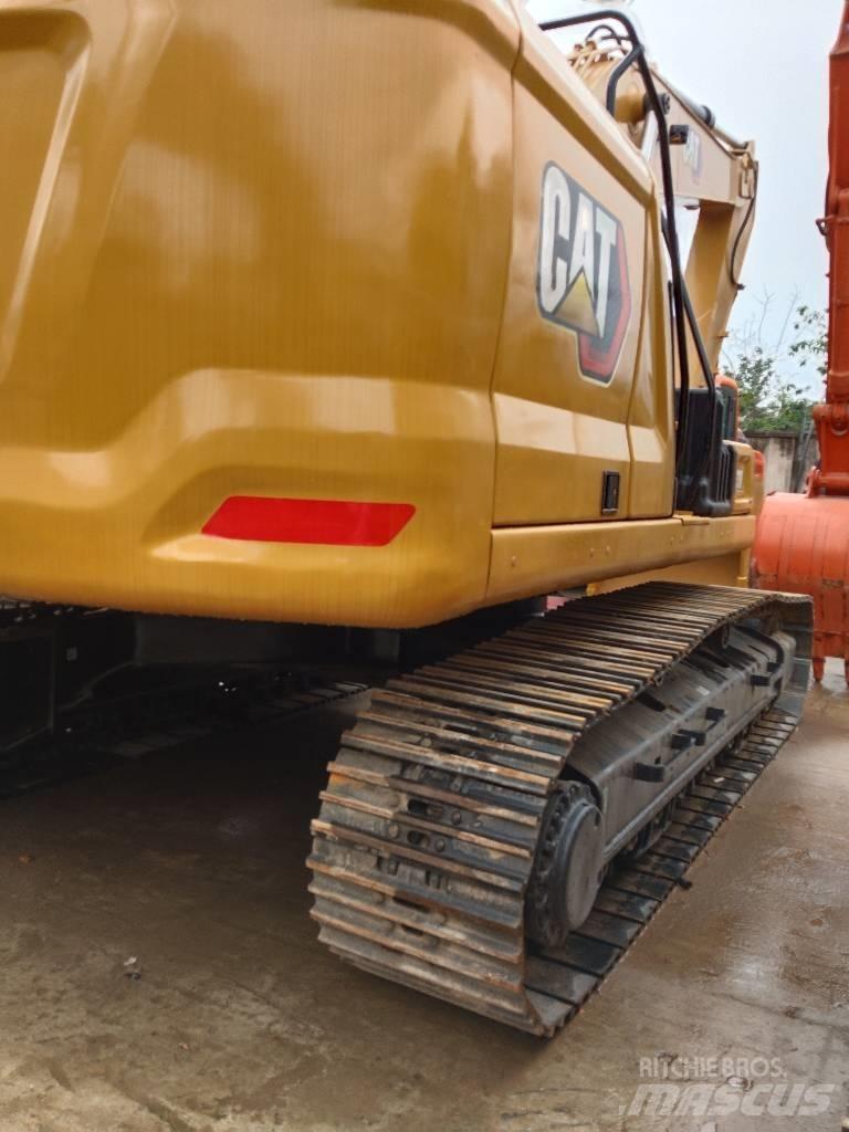 CAT 330GC حفارات زحافة