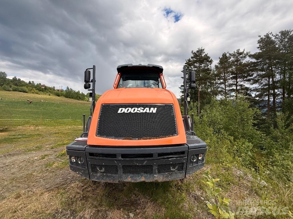 Doosan DA 30 ساحبات مفصلية