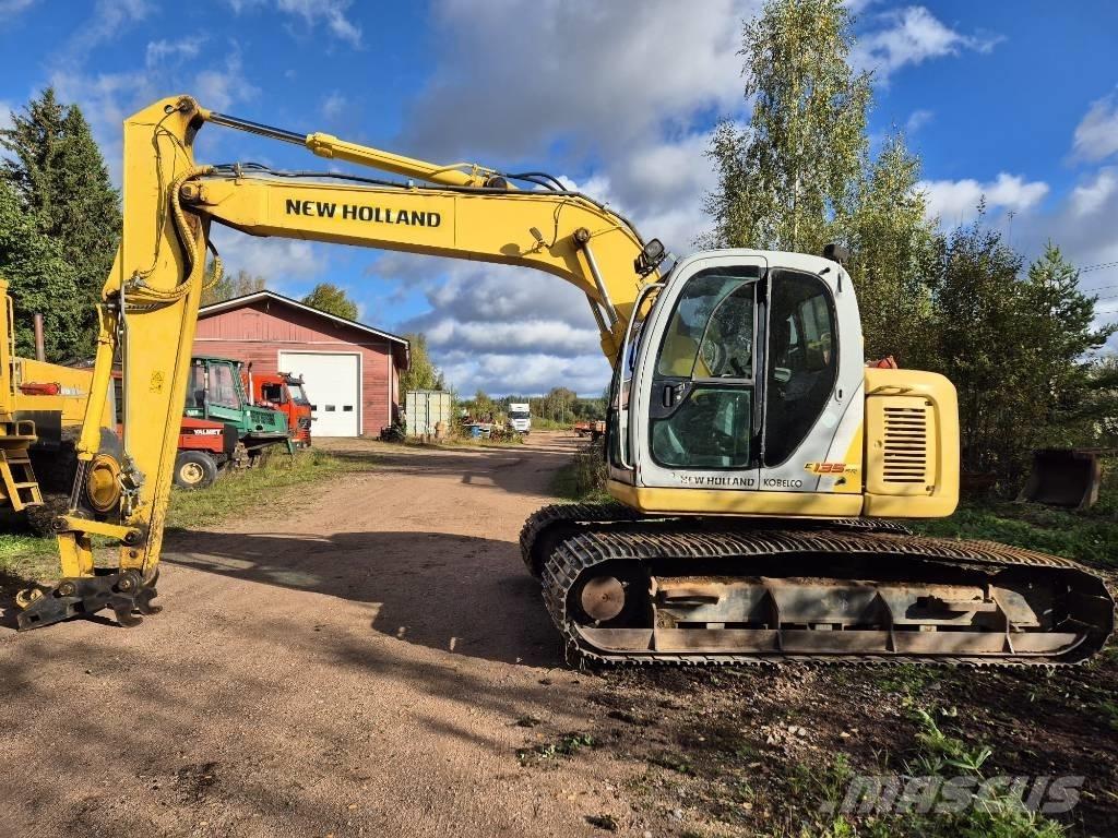 New Holland E 135 SR حفارات زحافة