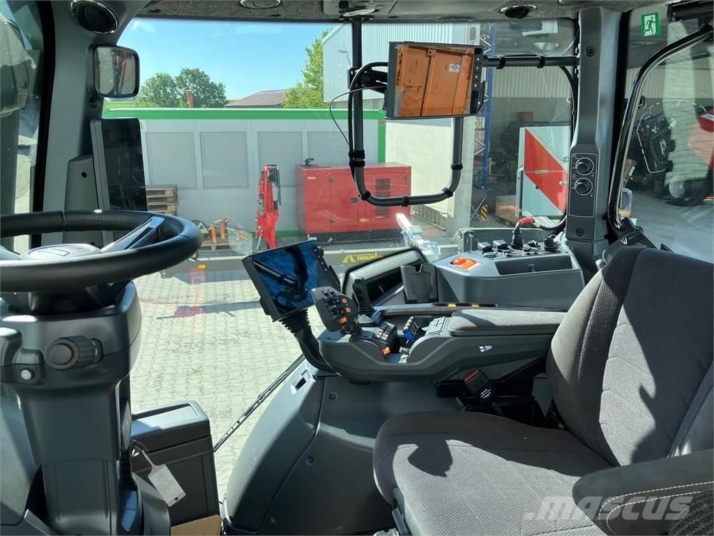 Valtra Q 285 الجرارات