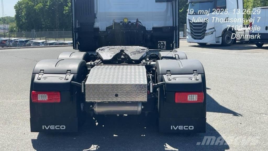 Iveco S-Way وحدات الجر
