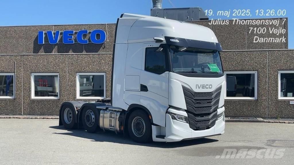 Iveco S-Way وحدات الجر