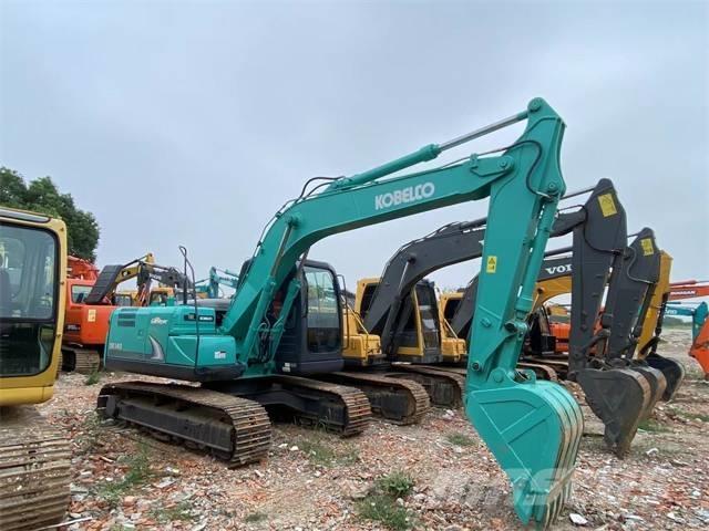 Kobelco SK 140 حفارات زحافة