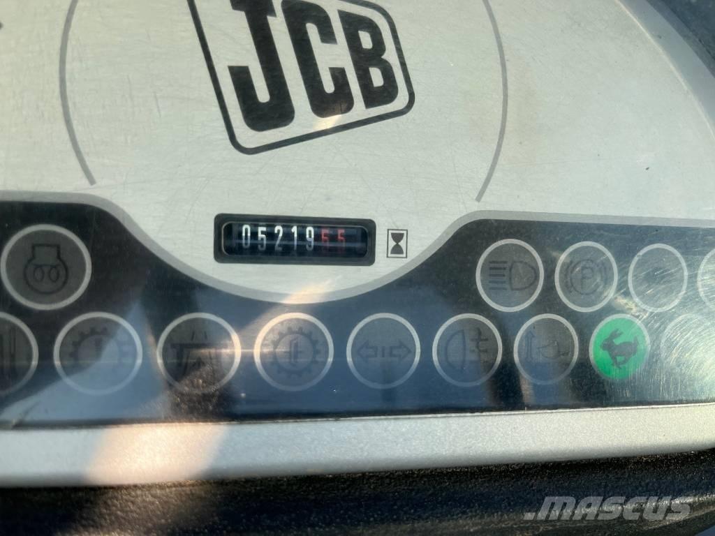 JCB 406 معدات مناولة لأغراض الزراعة