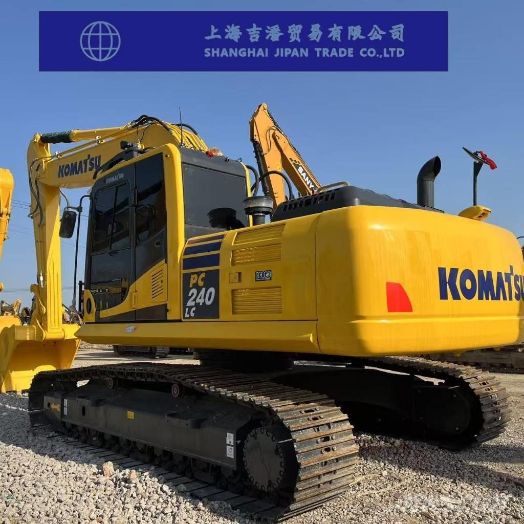 Komatsu PC 240 حفارات زحافة